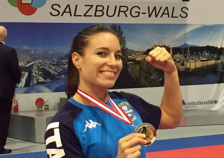 Karate, Sara Cardin argento a Salisburgo, ‘Orgogliosa della medaglia, il cuore era sul tatami, oltre il mio infortunio’
