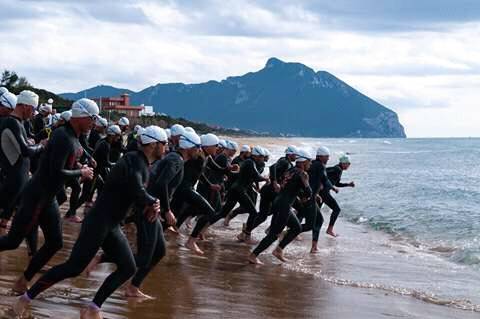 Triathlon olimpico a #Sabaudia, Sindaco e Assessore plaudono al successo della 4a edizione