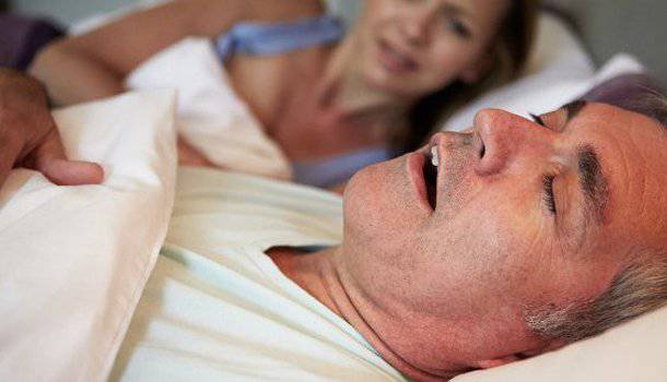 Apnee notturne aumentano il rischio Alzheimer
