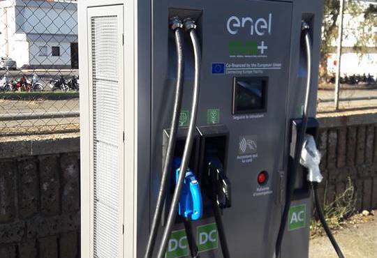 Ladispoli sempre più “green”, aumentano le colonnine per la ricarica di auto elettriche