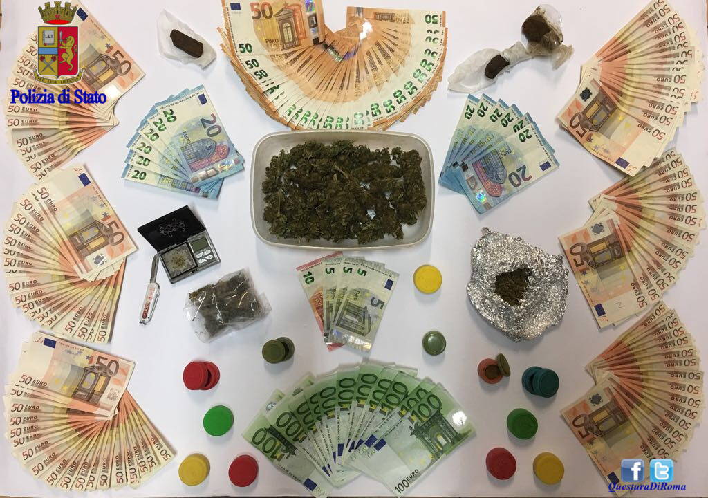 Marijuana, hashish e 7.200 euro nascosti in casa, arrestato giovane di #Ostia