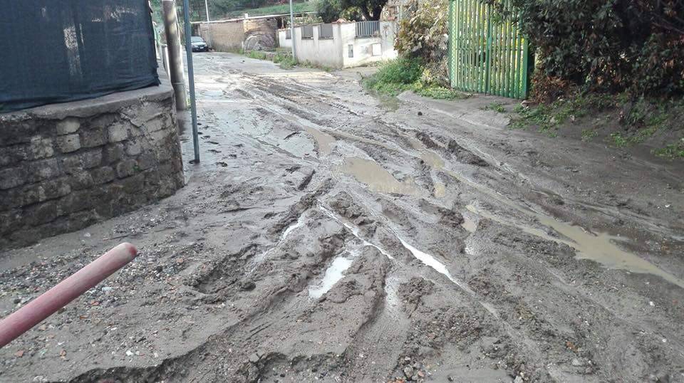 #Tragliata, strade invase dal fango a causa del maltempo