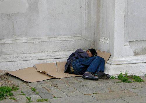 Emergenza freddo, Roma mette a disposizione 1300 posti per i senzatetto