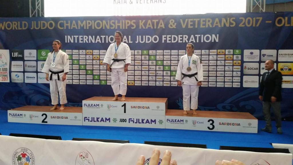 Judo, Carla Alessandra e Aurora Calamo campionesse mondiali nei Veterans di Olbia