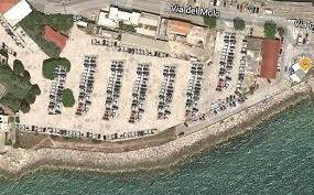 Molo di #Terracina, l’area dell’ex centro sportivo diventerà un parcheggio, la comunità si oppone