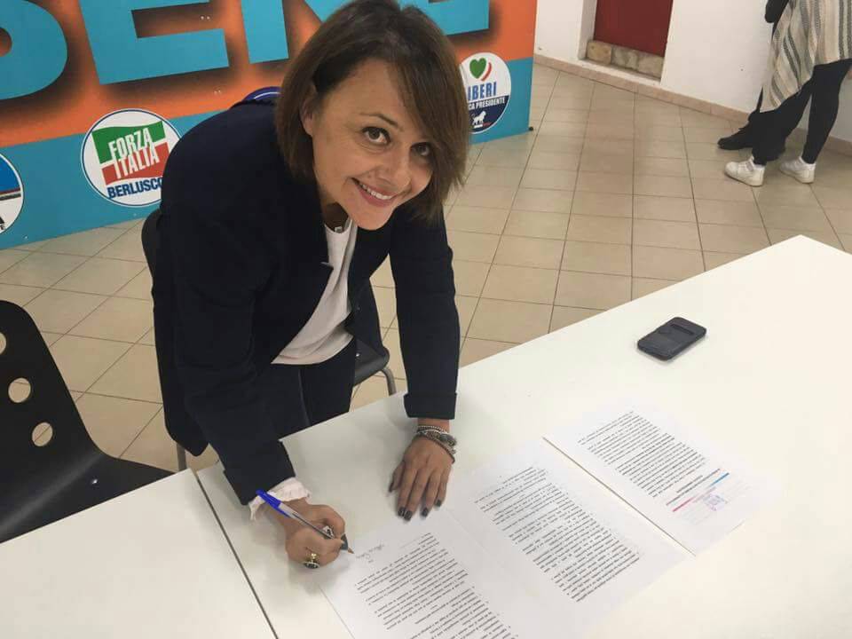 #Ostia, Picca firma il manifesto per la famiglia