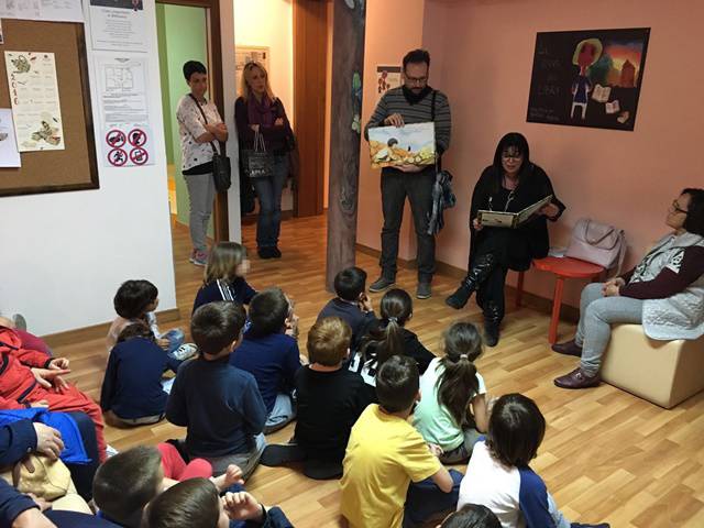 Formia, i bambini de ‘La casa dei libri’ incontrano la scrittrice Anna Rita Persechino