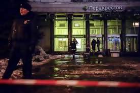 Terrorismo in Russia, bomba esplode in supermercato a San Pietroburgo