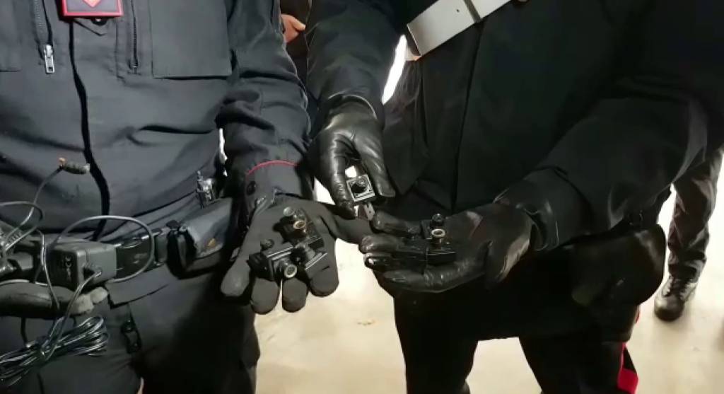 Droga e spaccio a Ostia, i carabinieri arrestano due donne pusher
