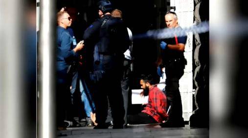 Auto sulla folla a Melbourne, 14 feriti, la polizia ‘Atto deliberato’