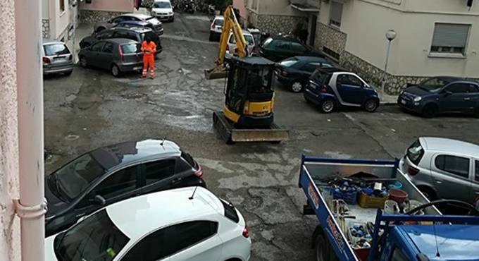 riparazione perdita d'acqua quartiere San Giulio