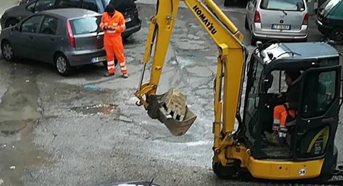 riparazione perdita d'acqua quartiere San Giulio