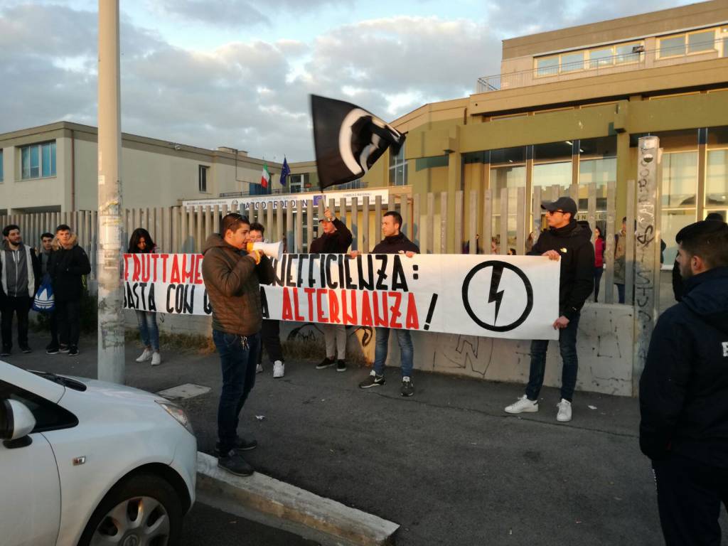 Alternanza Scuola Lavoro, blocchi studenteschi e sit-in in tutta Italia