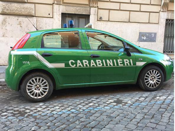 Scoperta discarica a cielo aperto a San Felice Circeo, blitz dei Carabinieri forestali in via Molella