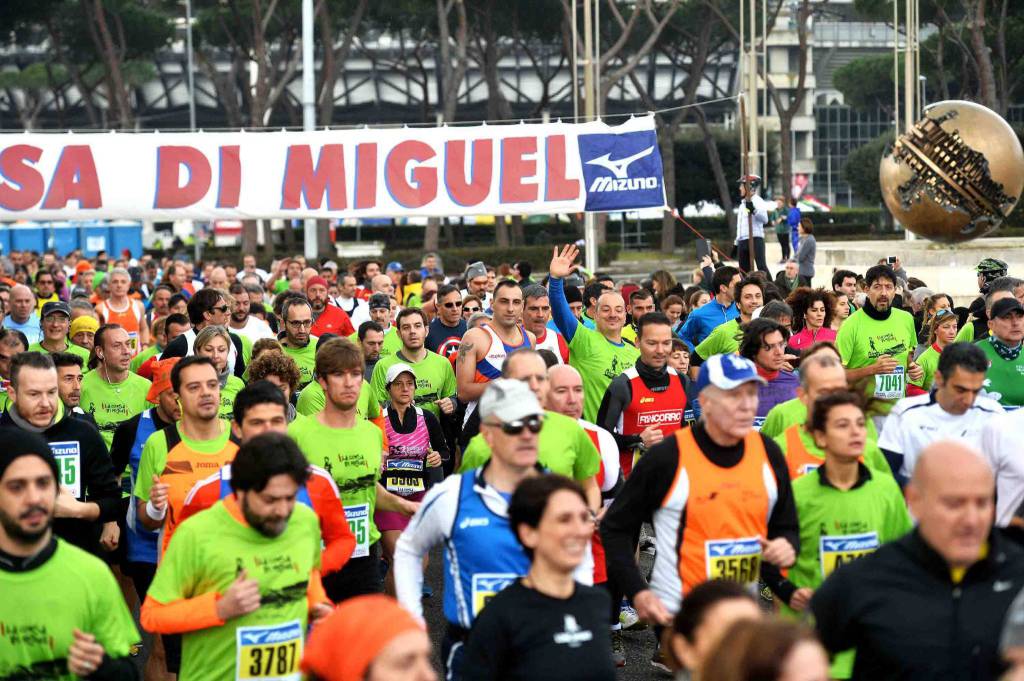 Corsa di Miguel, oltre 5.000 runners al via della competitiva, in gara anche il presidente Malagò