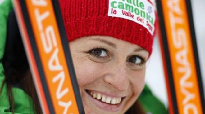 Fiamme Gialle, Elena Fanchini affetta da neoplasia, ‘Mi curerò e il prossimo anno tornerò a sciare’