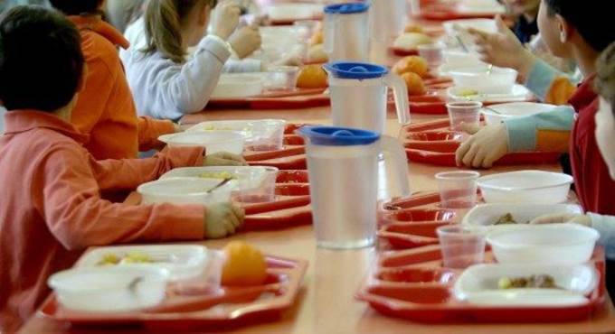 Ladispoli: pasto da casa nella mensa scolastica, il sindaco Grando dice “Sì”