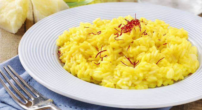 La ricetta del riso allo zafferano, una specialità lombarda