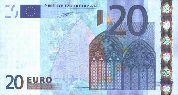Paga con una 20 euro falsa, denunciata