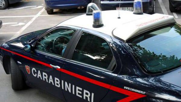 Formia, i ladri gli speronano l’auto, carabiniere libero dal servizio interviente per sventare un furto
