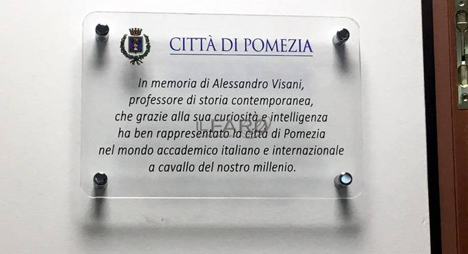 Pomezia Alessandro Visani ‘torna’ nella sua biblioteca