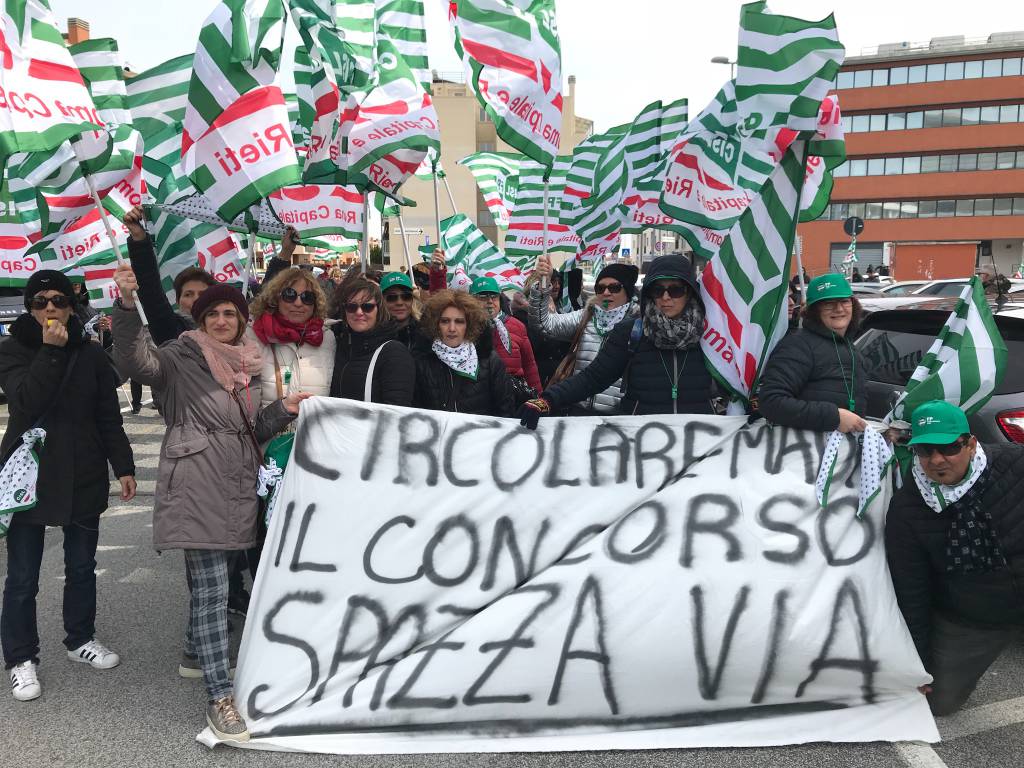 Fiumicino, Cosentino ‘Le tantissime precarie in piazza oggi, si aspettiamo una risposta sola, stabilizzazione diretta’