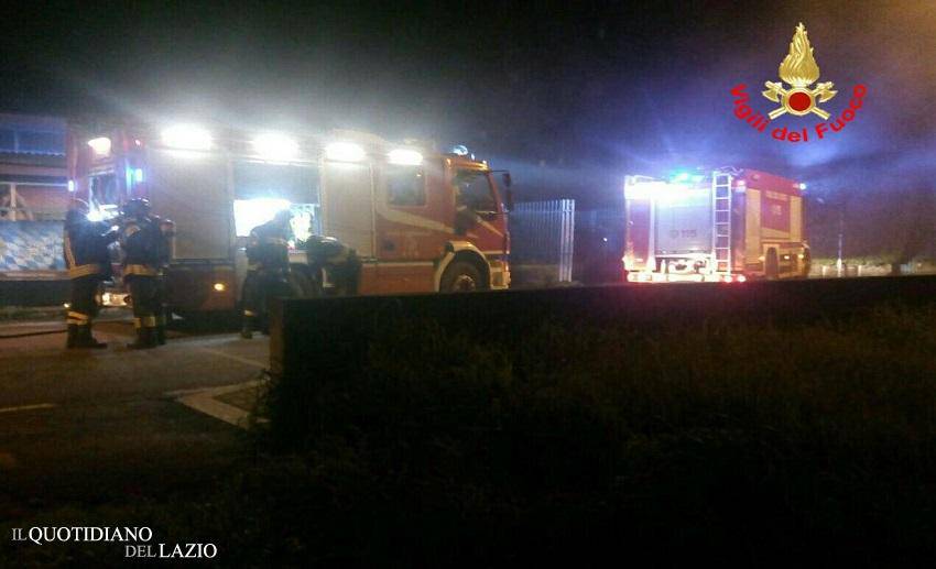 Paura a Formia, pub in fiamme in via Gianola