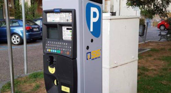 Nettuno, da ottobre sosta a pagamento nel “parcheggione” di piazzale Berlinguer