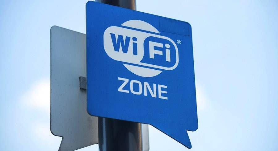 Wi-fi gratuito nei luoghi pubblici, la Comunità Europea finanzia i comuni