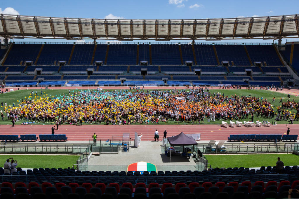 Emozione Olimpico, 35 mila giovani allo Stadio di Roma e Lazio