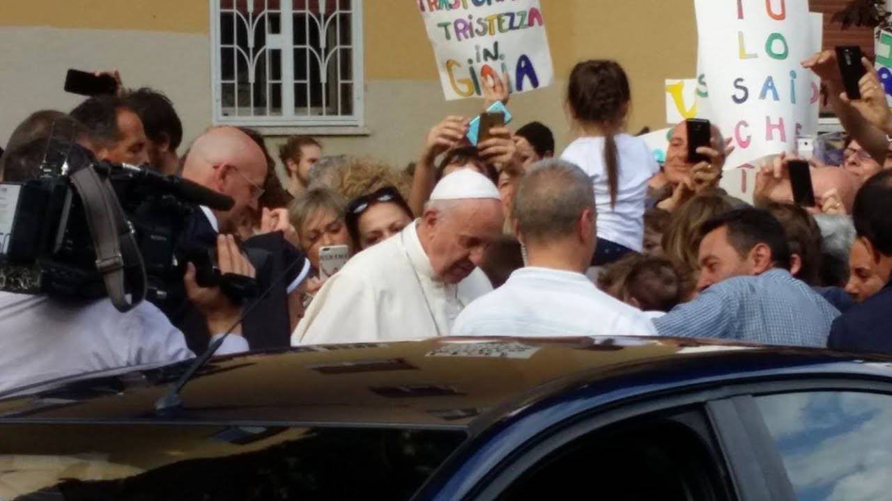 Papa Francesco a Ostia, tutte le strade chiuse e i divieti di sosta
