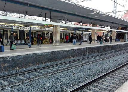Il Campidoglio: “180 milioni fermi da 2 anni in Regione per nuovi treni Roma-Lido”
