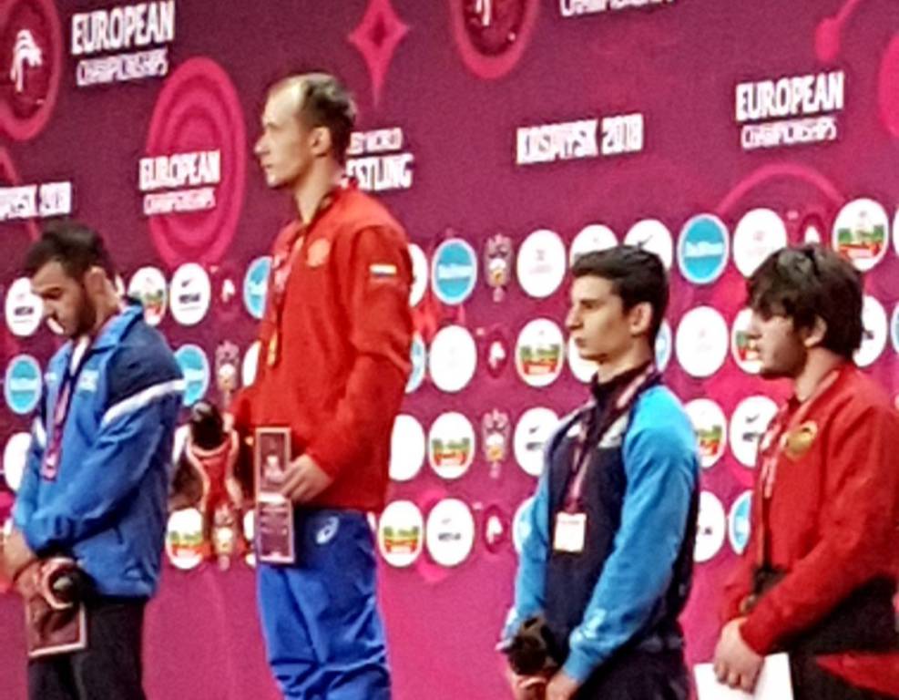 Europei, Jacopo Sandron vince il bronzo nella greco romana, ‘Obiettivo centrato, condivido la medaglia con chi ha creduto in me’
