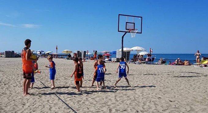 A Focene nasce un nuovo sport, il Sand Basket