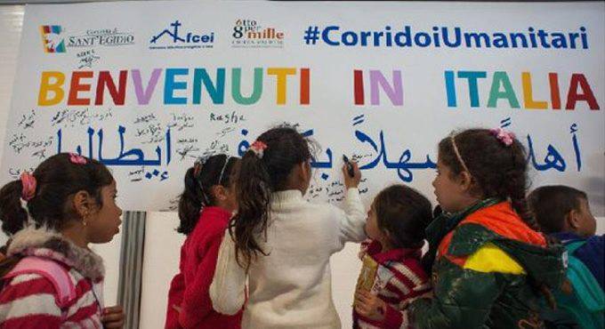 Corridoi umanitari, sbarcati a Fiumicino 40 profughi Siria