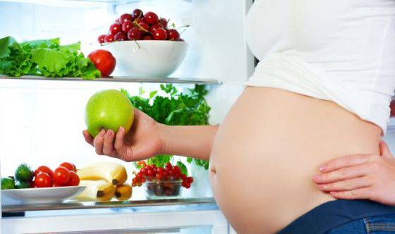 Frutta, verdura e carboidrati integrali: così la fertilità si preserva anche a tavola