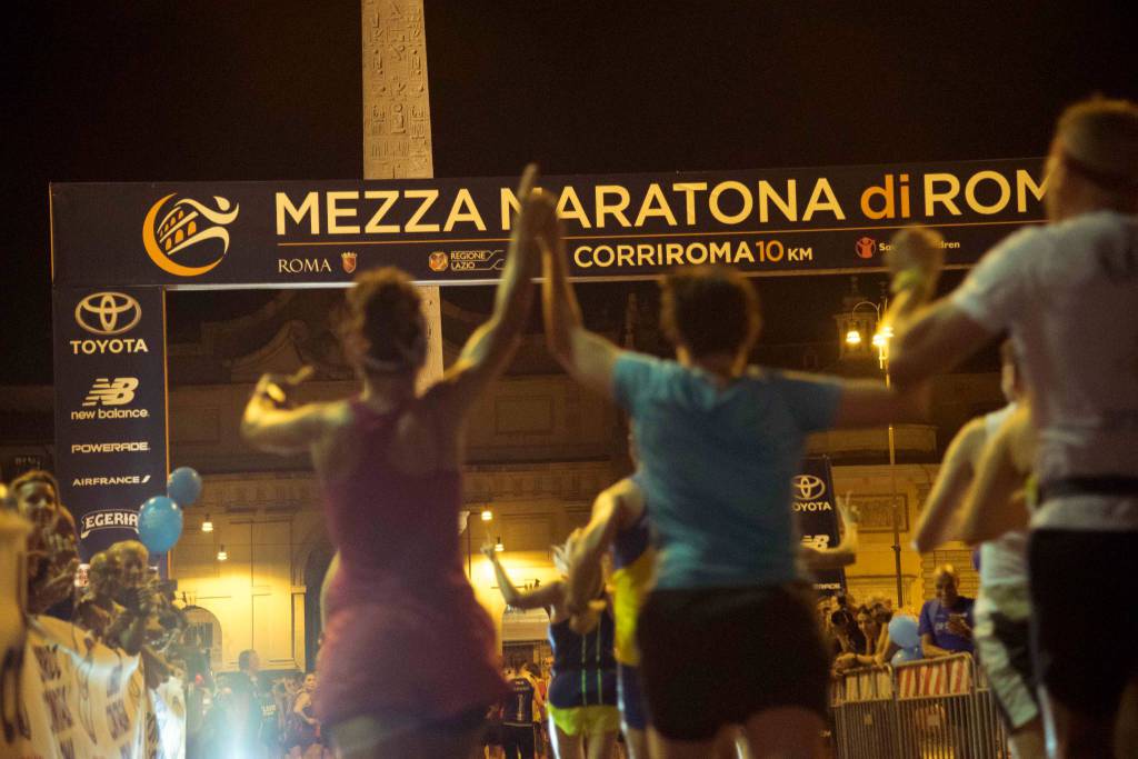 Mezza Maratona di Roma, 21 chilometri in notturna con 4000 iscritti