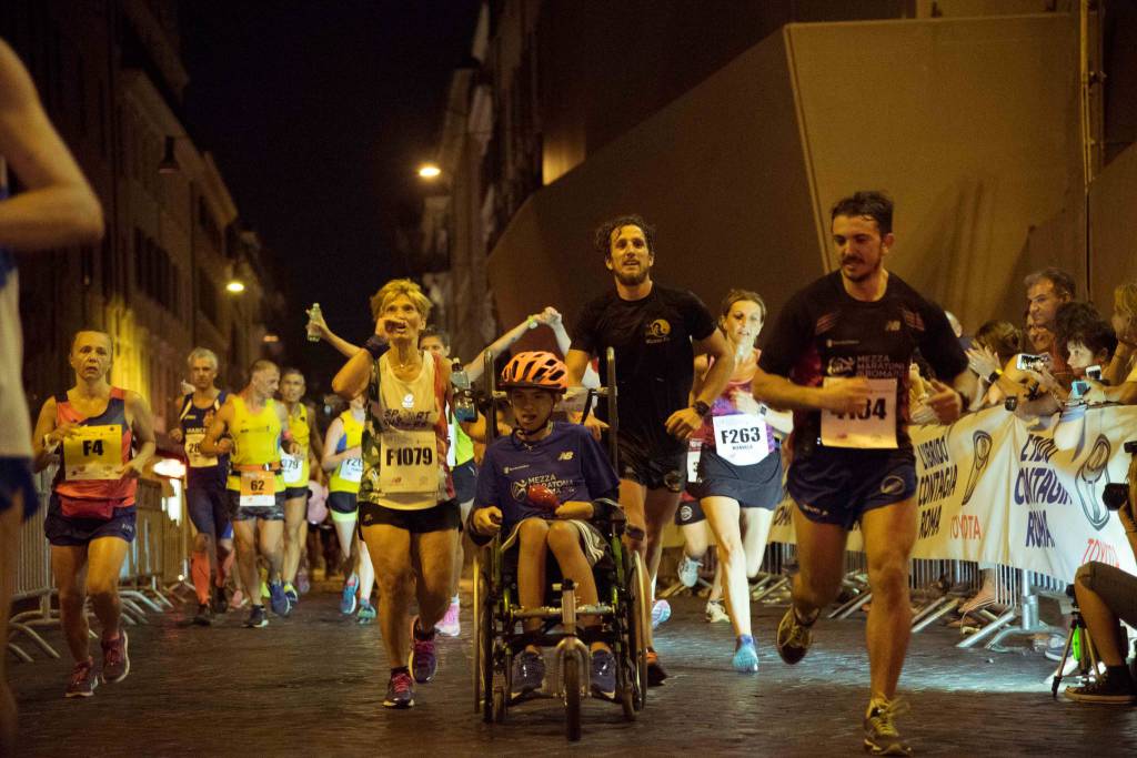 Mezza maratona di Roma, il 16 giugno, la 21 chilometri in notturna con oltre 4000 partecipanti