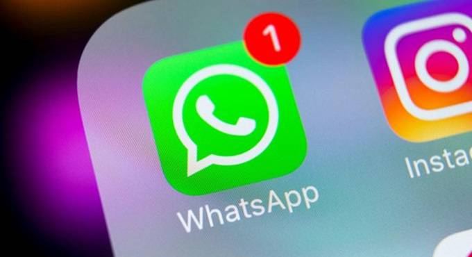 Rivoluzione WhatsApp: arrivano le foto che si autodistruggono