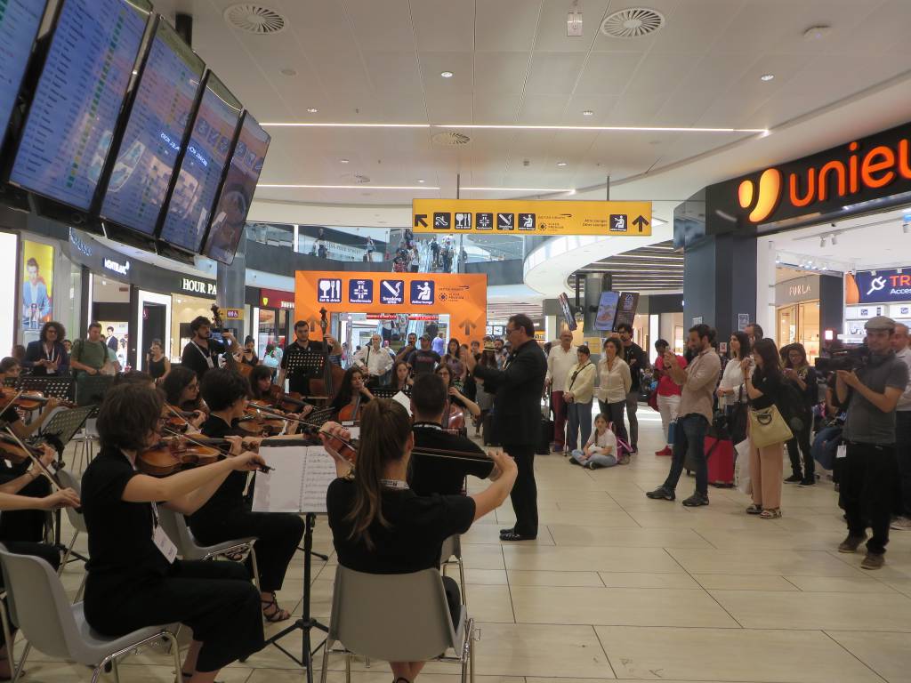 Con i concerti di opera lirica l’aeroporto di Fiumicino diventa teatro
