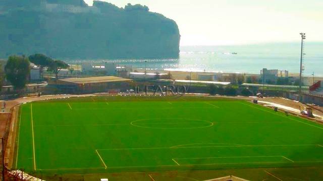 Gaeta, la tribuna dello stadio “A. Riciniello” sarà intitolata a Franco Albano