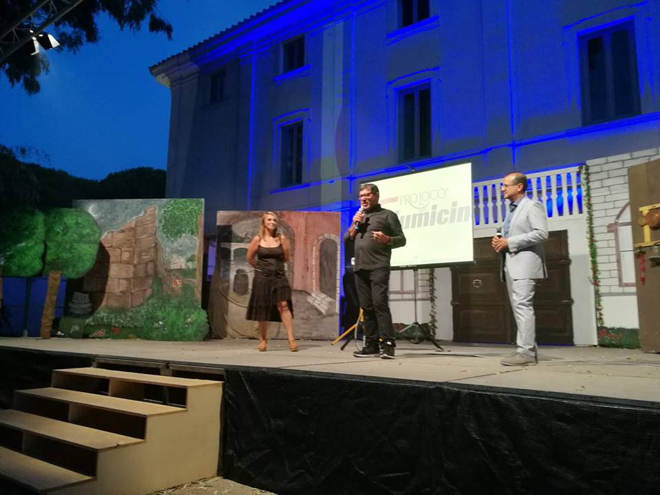 Fiumicino, ospite a sorpresa per la prima del “Marchese del Grillo” a Villa Guglielmi