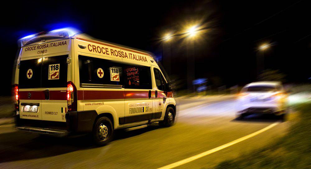 Ostia, pedone falciato e ucciso da un’auto pirata in corso Regina Maria