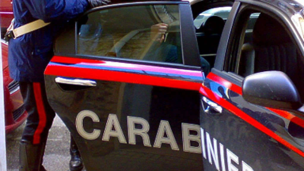 Terracina, lanciò materiale pericoloso in campo durante una partita: arrestato