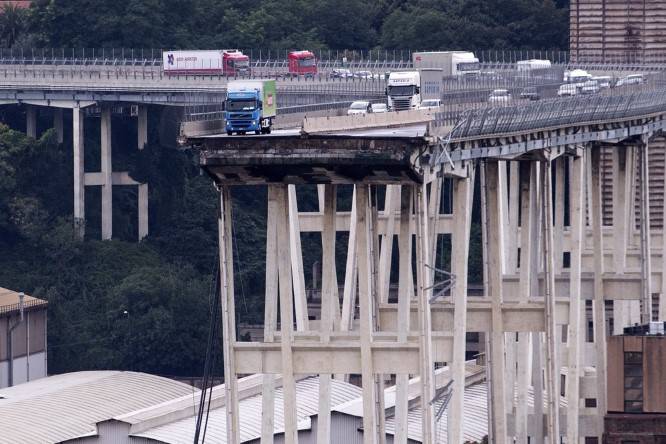 L’Ad di Autostrade per l’Italia: “Chiedo scusa per il crollo del Ponte Morandi”