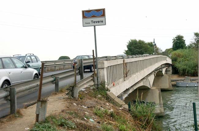 Lega Fiumicino: “Bene la riapertura del Ponte della Scafa, ma ora subito il cantiere del nuovo ponte”