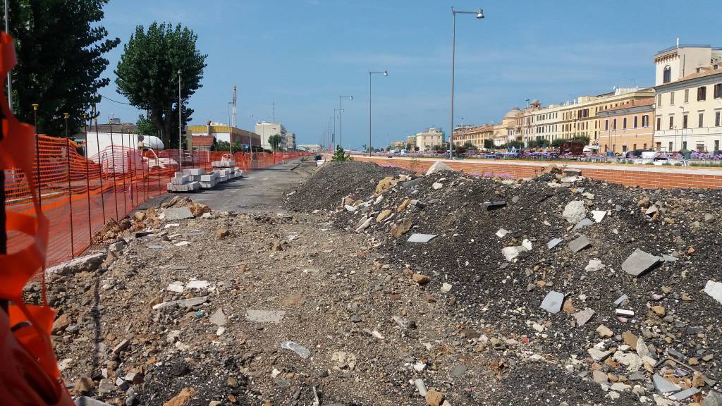 “Che fine ha fatto il cantiere di viale Traiano?”, Federica Poggio interroga l’Amministrazione