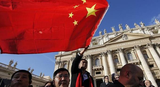 Cina-Santa Sede, Pechino: accordo sui Vescovi attuato con successo