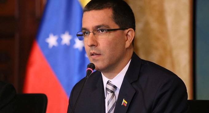 Venezuela, il Ministro degli Esteri denuncia “i progetti golpisti” degli Usa