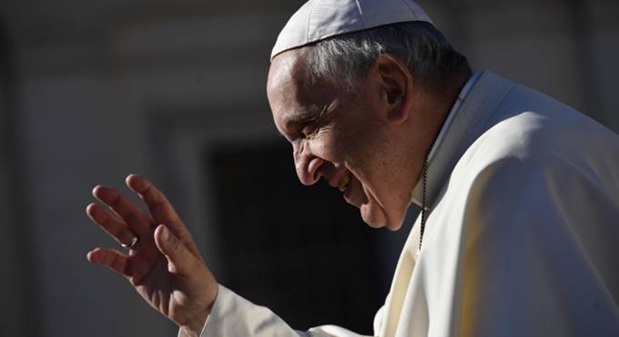 Il Papa ai cattolici della Cina: “Porto nel cuore le vostre sofferenze”